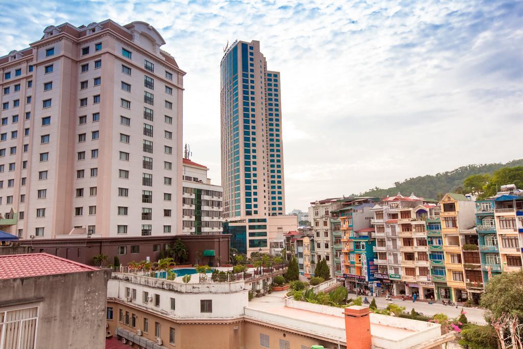 Alex Ha Long Hotel Exterior foto