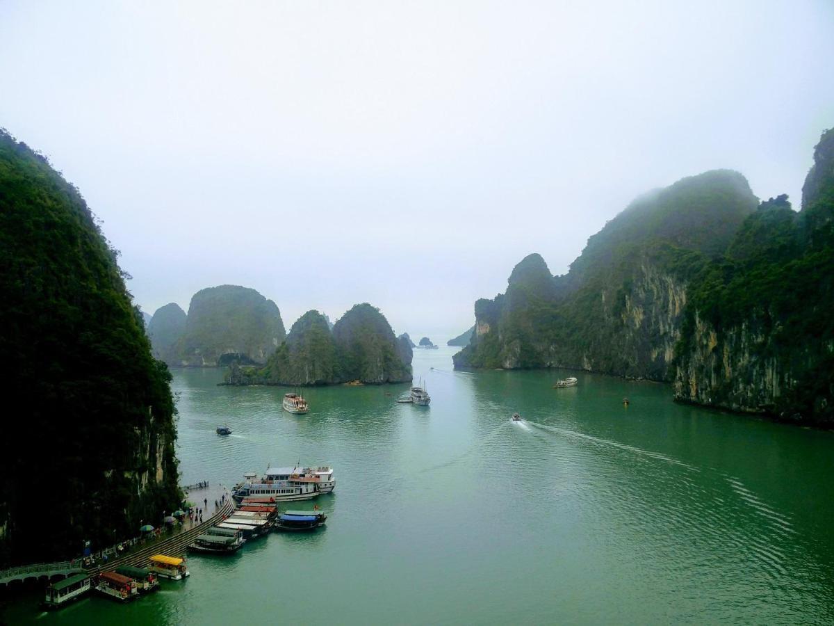 Alex Ha Long Hotel Exterior foto